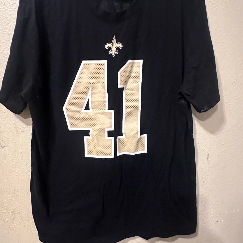 Nike Black Men's Short Sleeve Shirt with Gold #41 Graphic